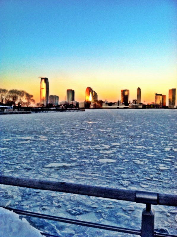 hudson river frozen